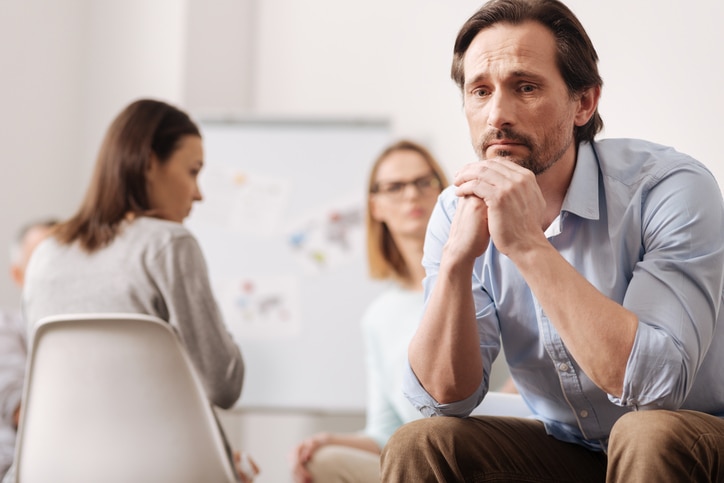 4 FBI Tips On How To Handle Awkward Conversations